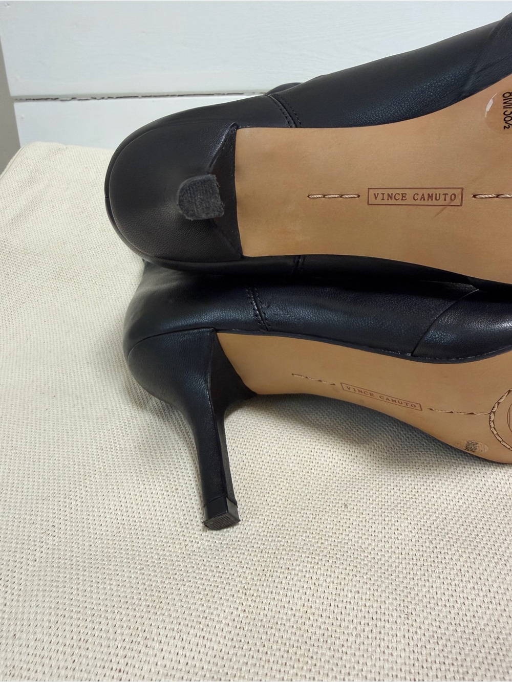 Vince Camuto Andrissa Black Leather Slouchy Pointed Toe Stiletto Booties 8 - Picture 11 of 14